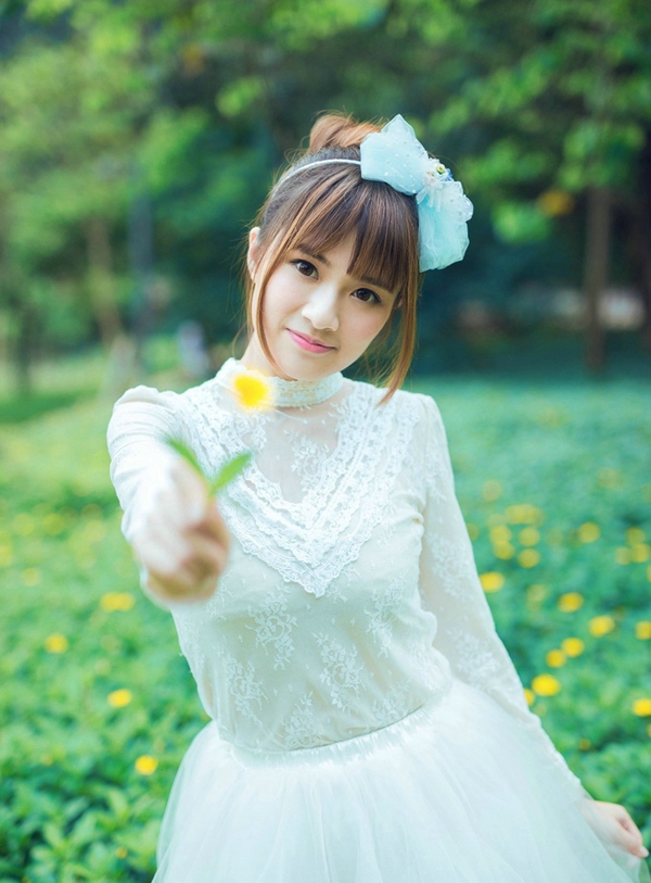 爱情有若佛家的禅---不可说，不可说，一说就是错[lizhigushicom]。婚姻和爱情的模式在世界有千万种，我的看法：女人是一架钢琴，遇到一位名家来弹，奏出来的是一支名曲。如果是一个普通人来弹，也许会奏出一条流行曲，要是碰上了不会弹琴的人，恐怕就不成歌了。